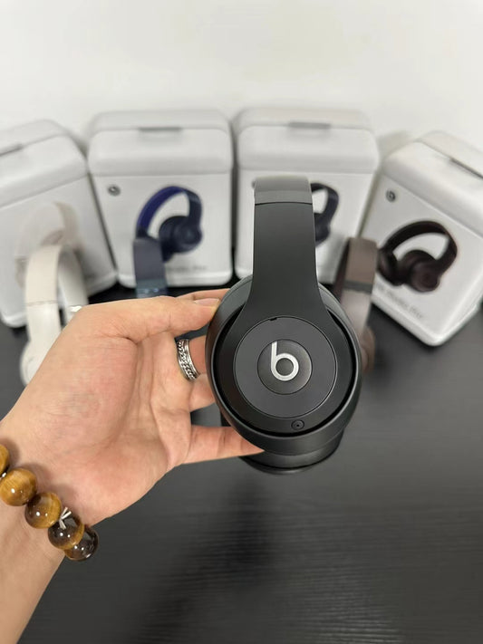Beats Studio Pro 1:1 Mirror quality