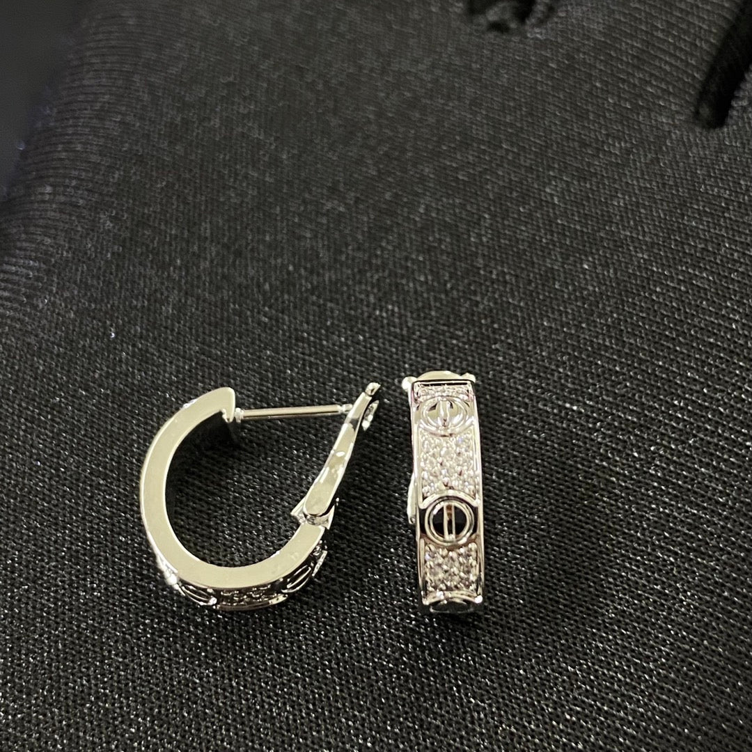 1:1 Cartier three rows of diamonds ear puffs