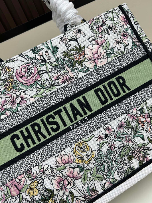 1:1 quality Dior Book Tote