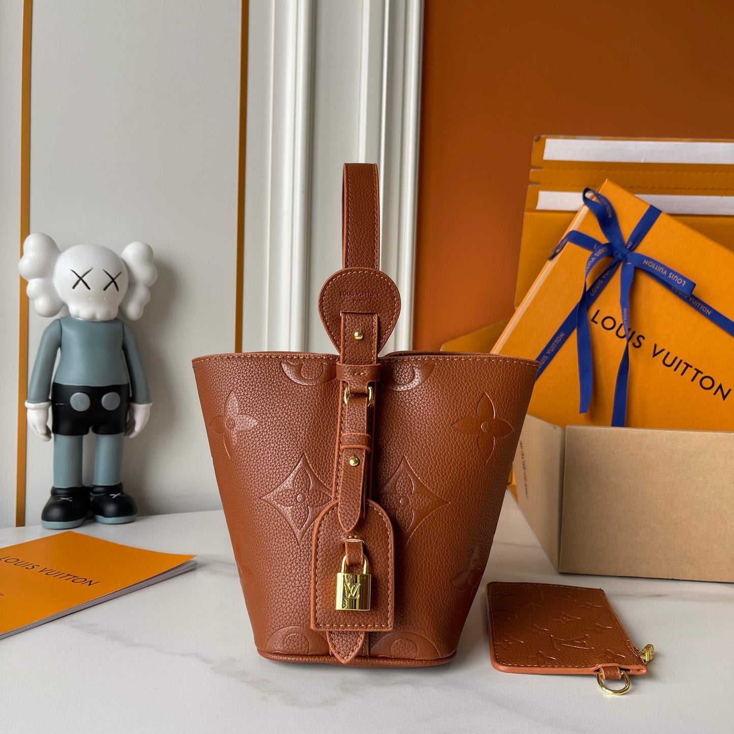 1:1 LV Brown Noé Bucket Bag
