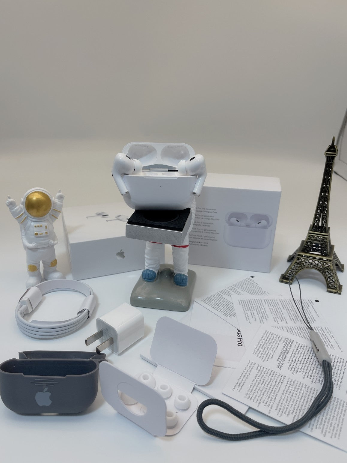 AirPods Pro 2 (5th generation) 1:1 Mirror quality