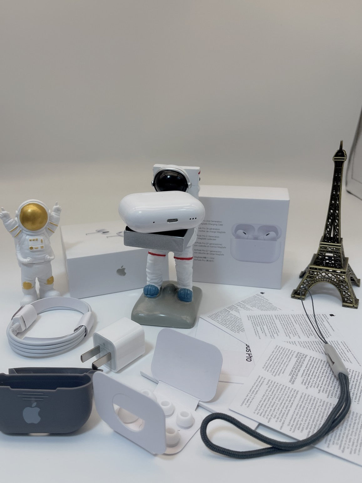 AirPods Pro 2 (5th generation) 1:1 Mirror quality