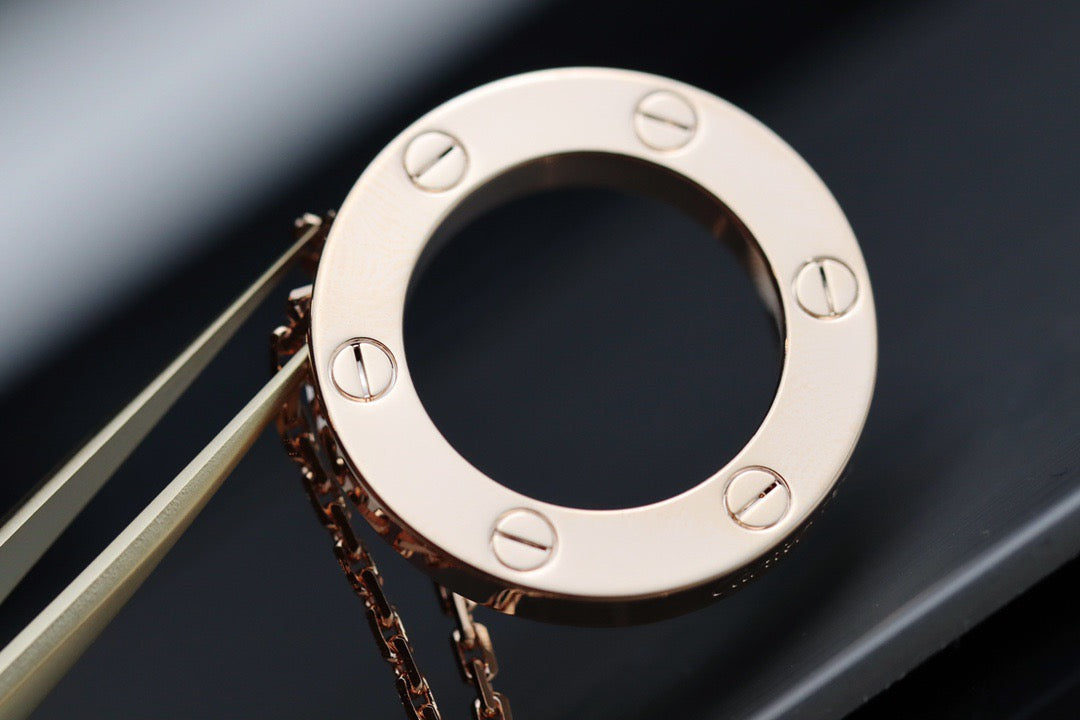 1:1 Cartier Gold diamond-free Big Cake Necklace