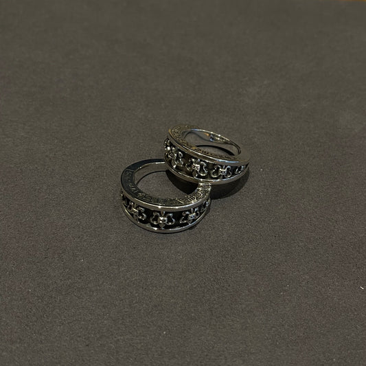 1:1 Chrome Hearts Scout Flower Asymmetrical Ring