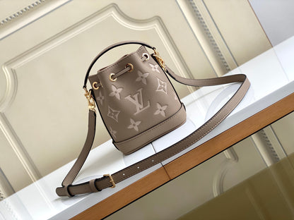 1:1 Beige Nano Noé Bucket Bag