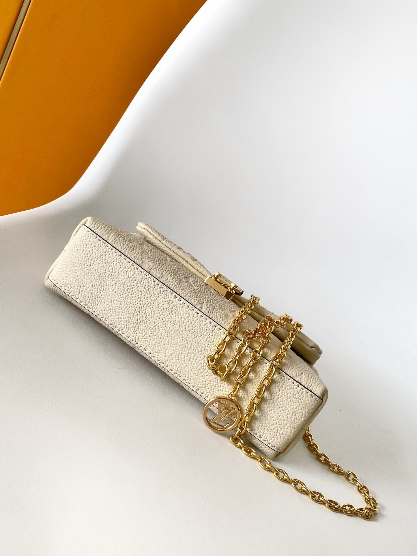 Original quality Beige Nano Madeleine