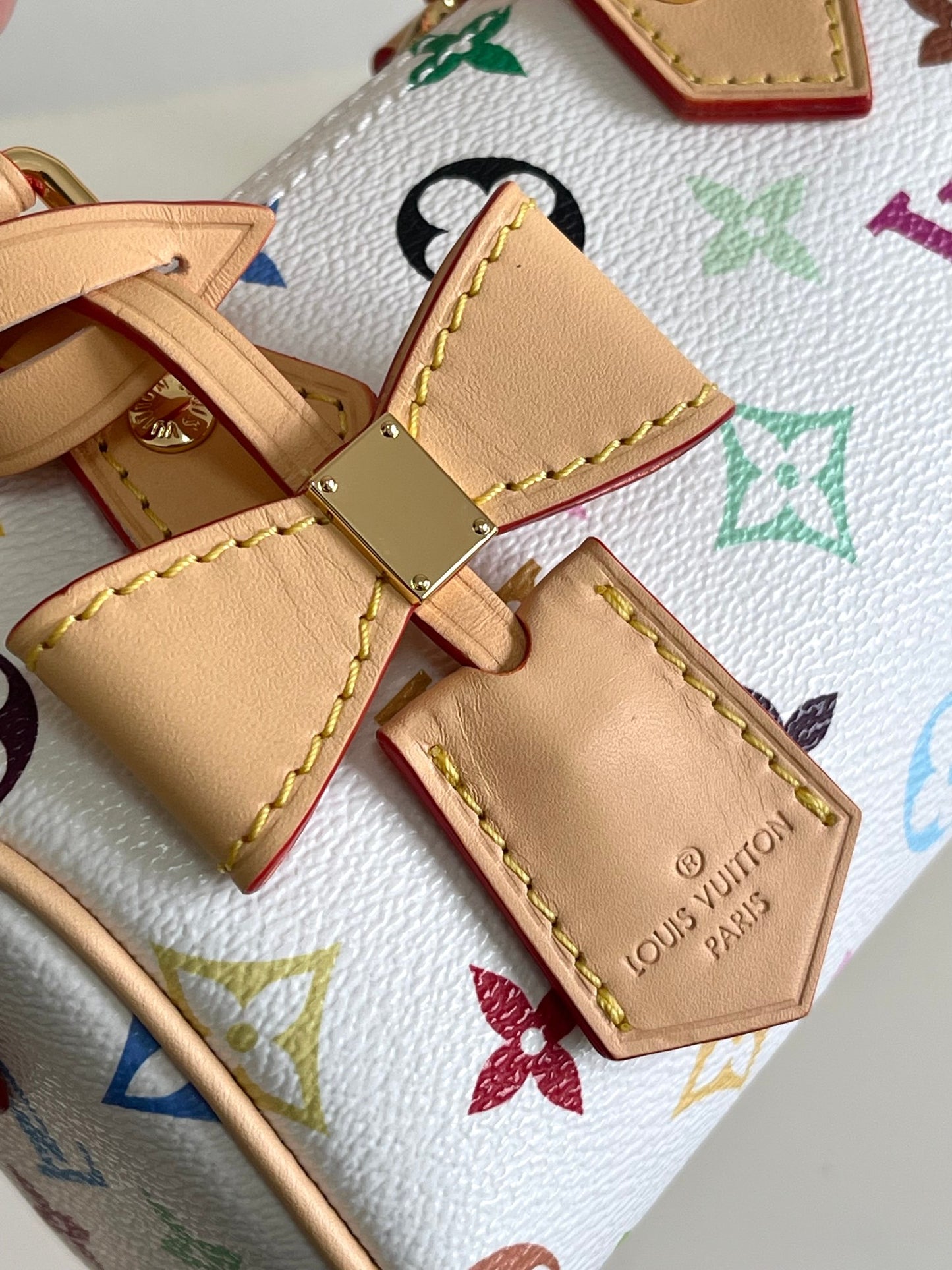 1:1 Lv White Tricolor Nano Speedy