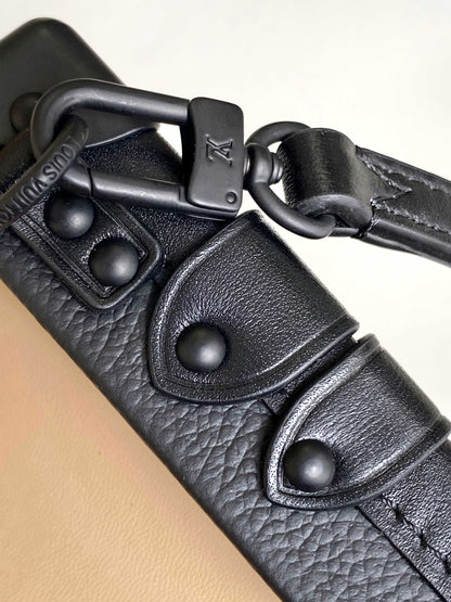 Top-tier All black Petite Malle