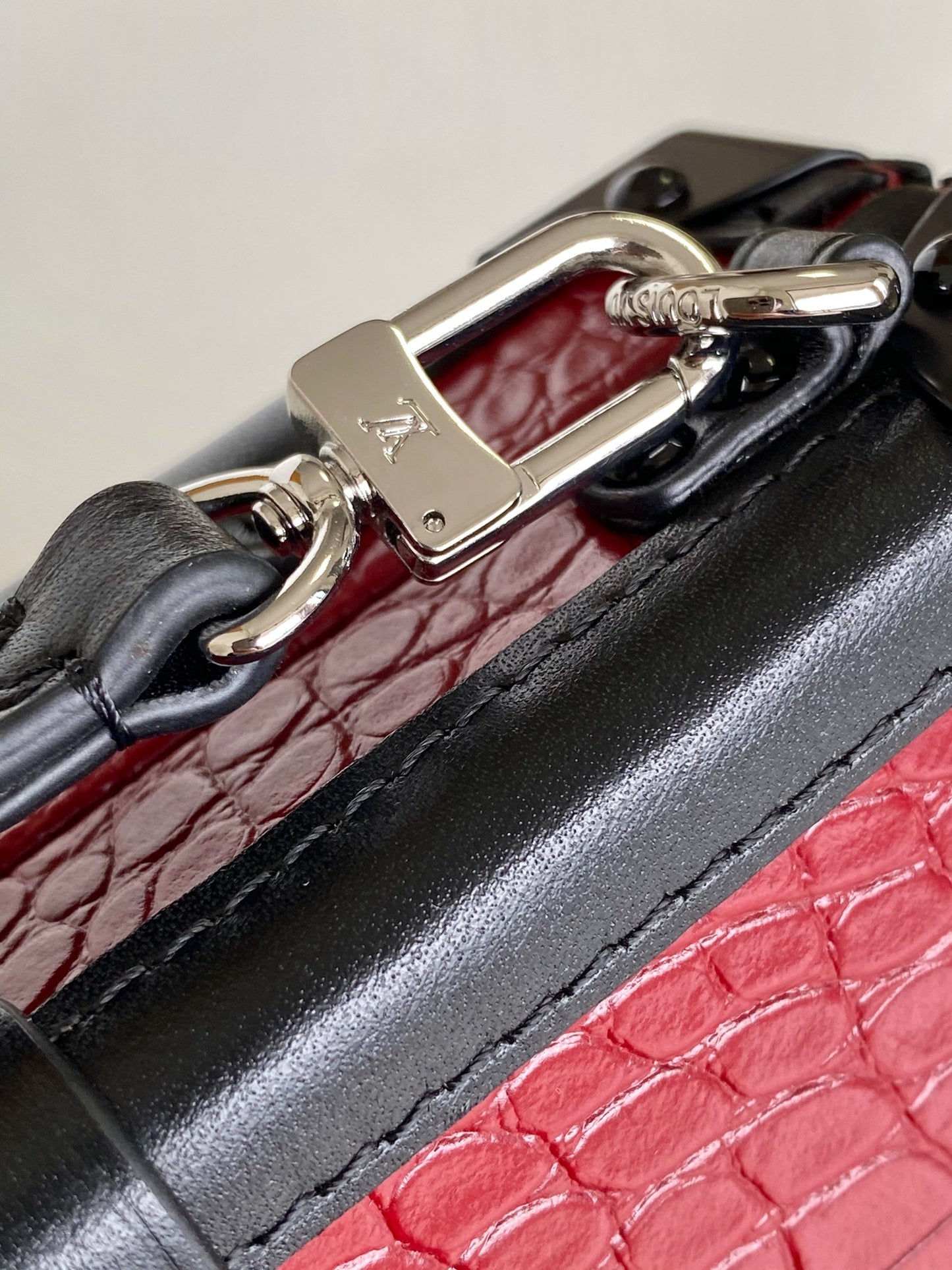 Top-tier Red Petite Malle