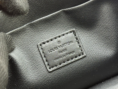 Original quality Louis Vuitton Toiletry Bag