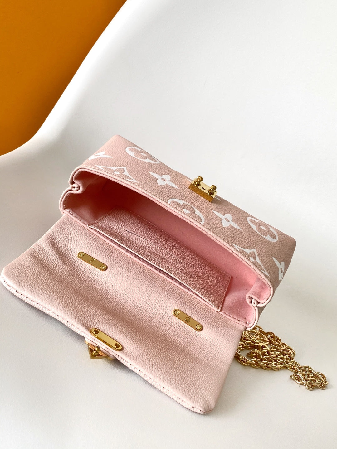 Top-tier Pink Nano Madeleine