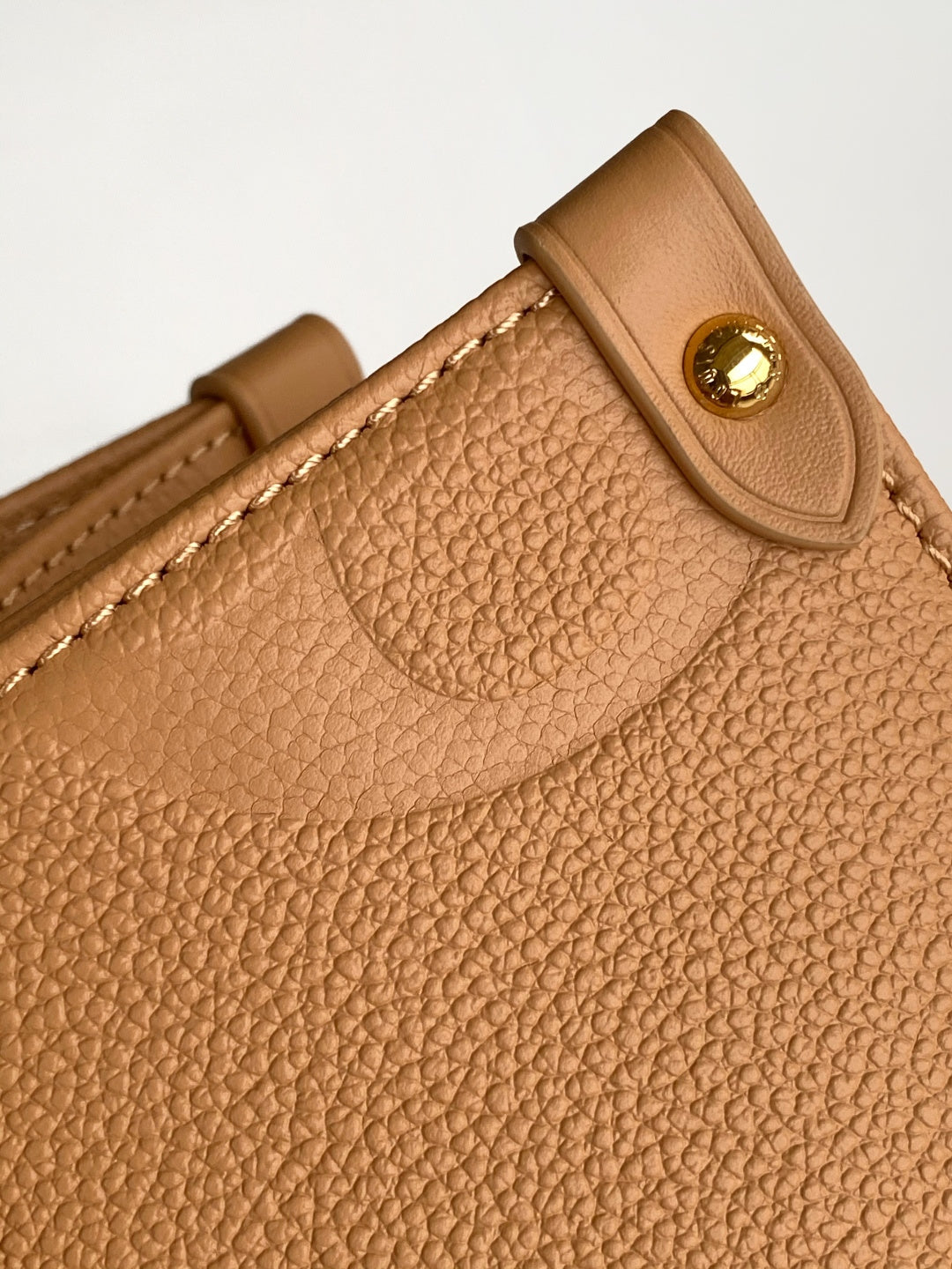 Top-tier original Brown Emboss Monogram OnTheGo