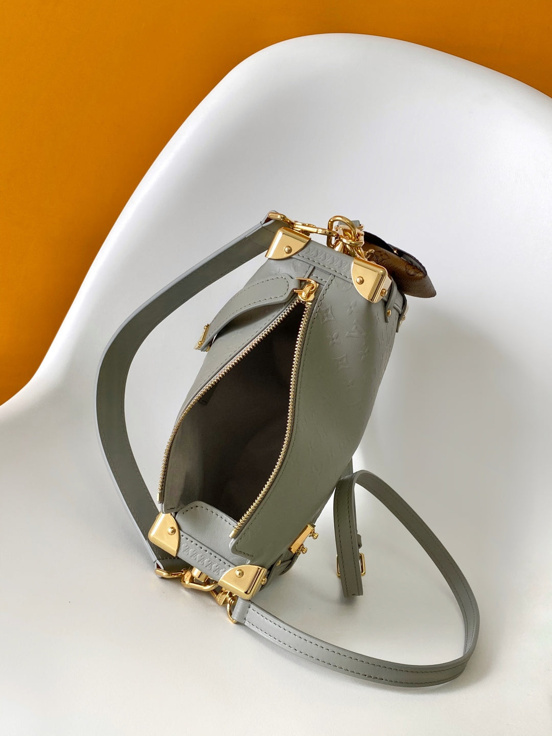 Top quality Grey Side Trunk MM