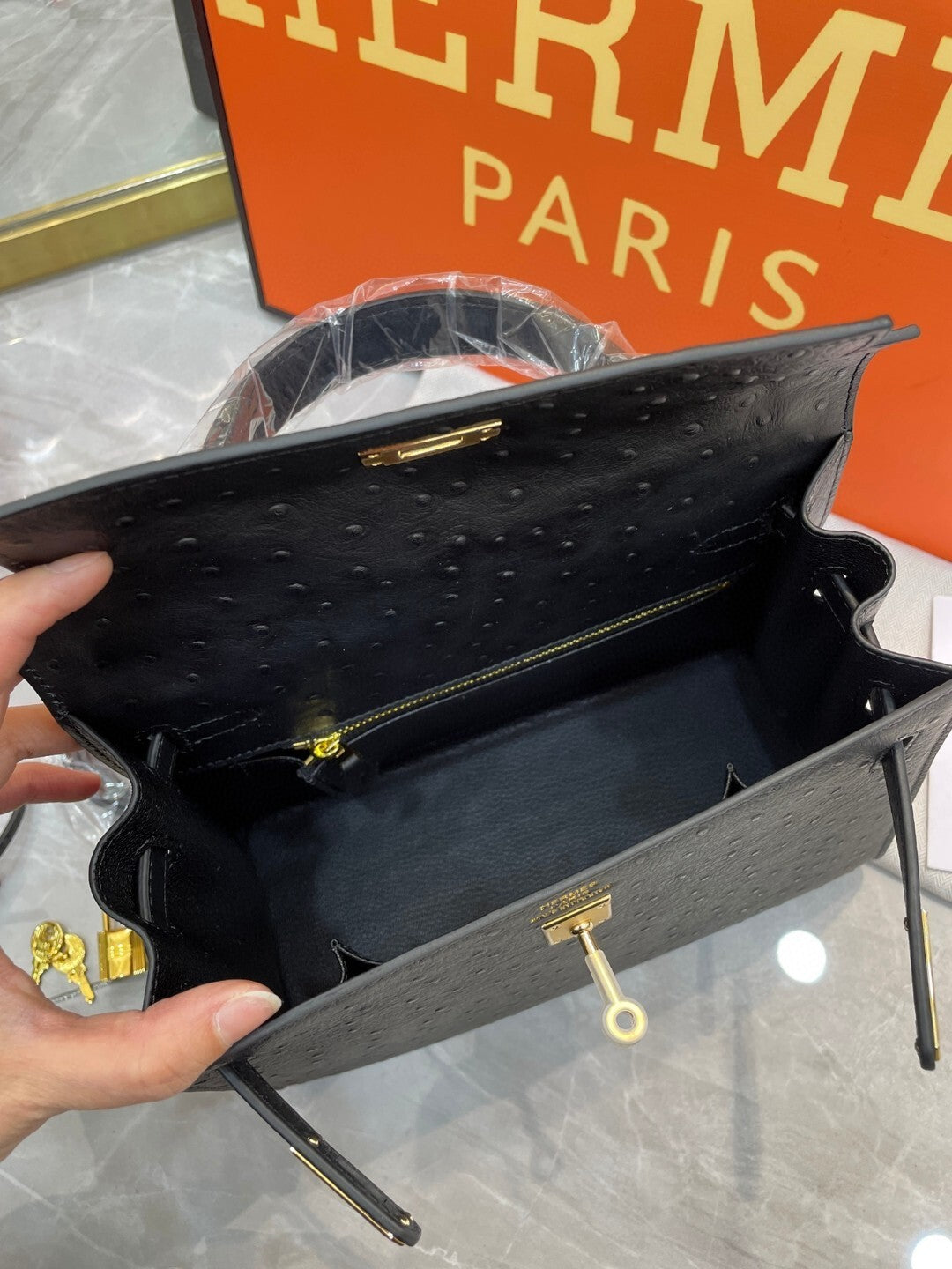 1:1 Hermes Kelly 25 Ostrich pattern