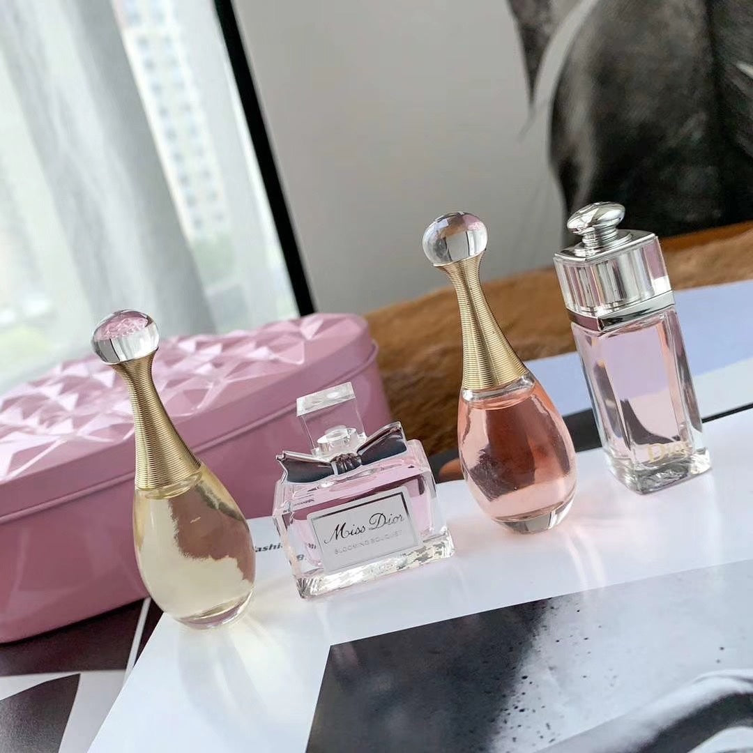 1:1 Dior Limited Edition Heart-Shaped Tin Box Perfume Sample Set