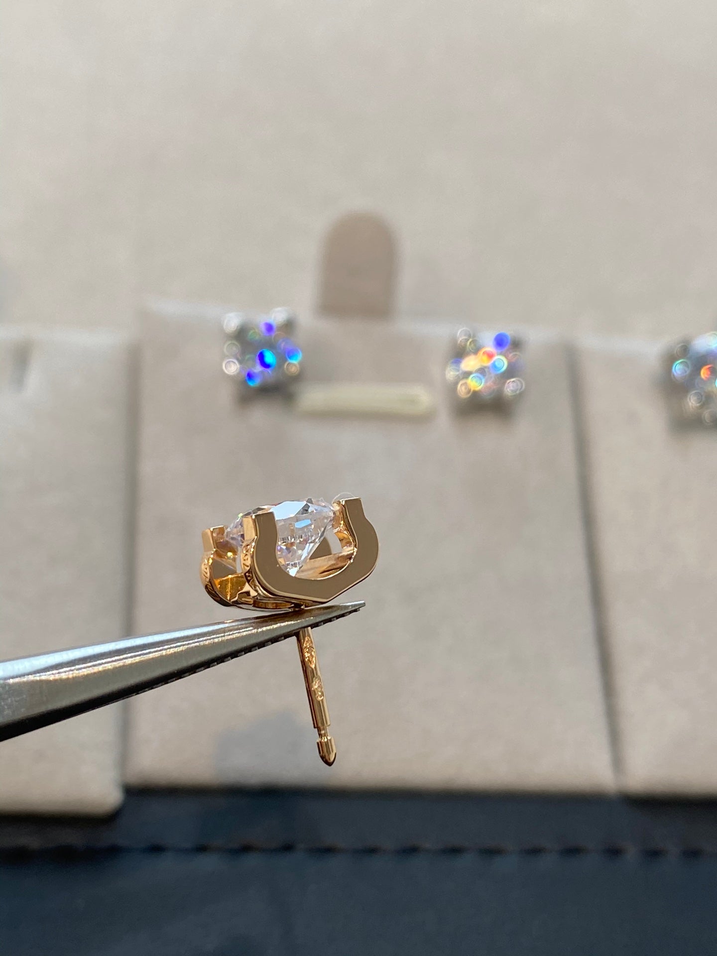1:1 Cartier Moissanite horn earrings