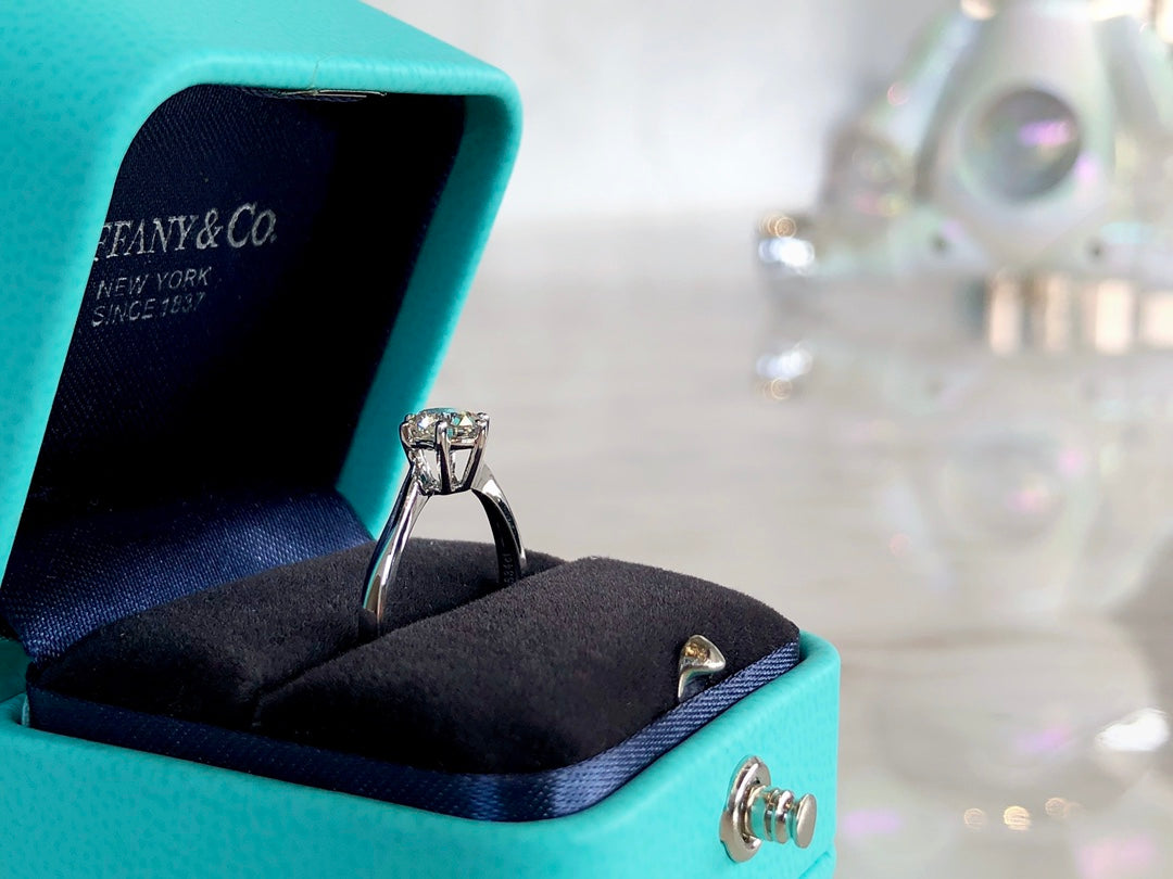 1:1 Tiffany & Co. Moissanite Twisted Braid Diamond Ring