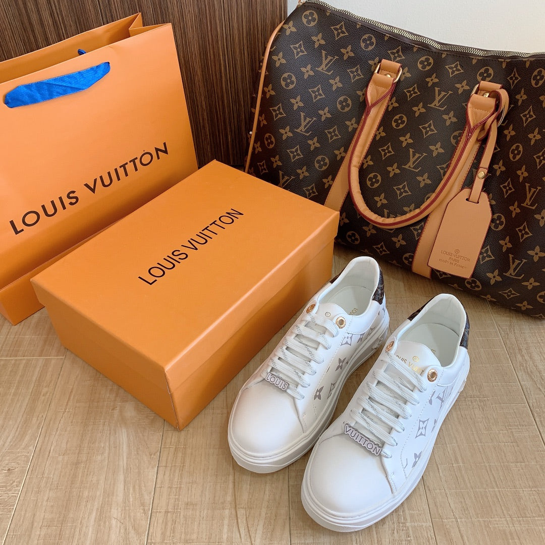 1:1 LV Grey Shoelace buckle Sneakers