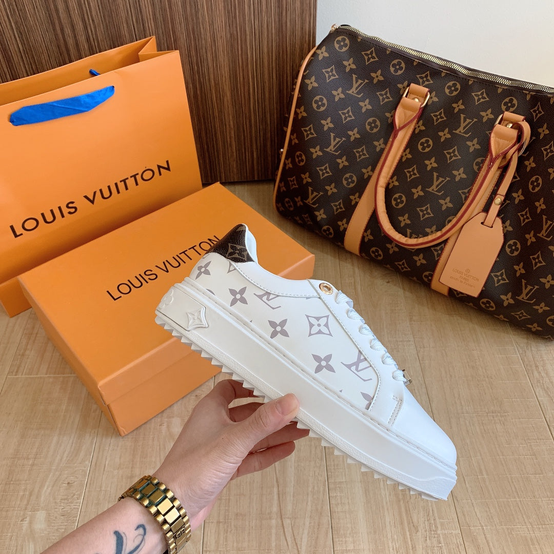 1:1 LV Grey Shoelace buckle Sneakers