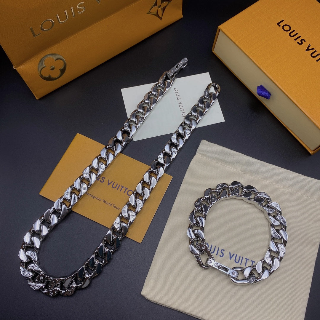 1:1 LV Chain Links steel logo necklace/bracelet