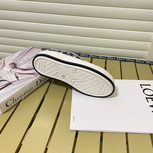 1:1 Dior platform embroidered canvas sneakers