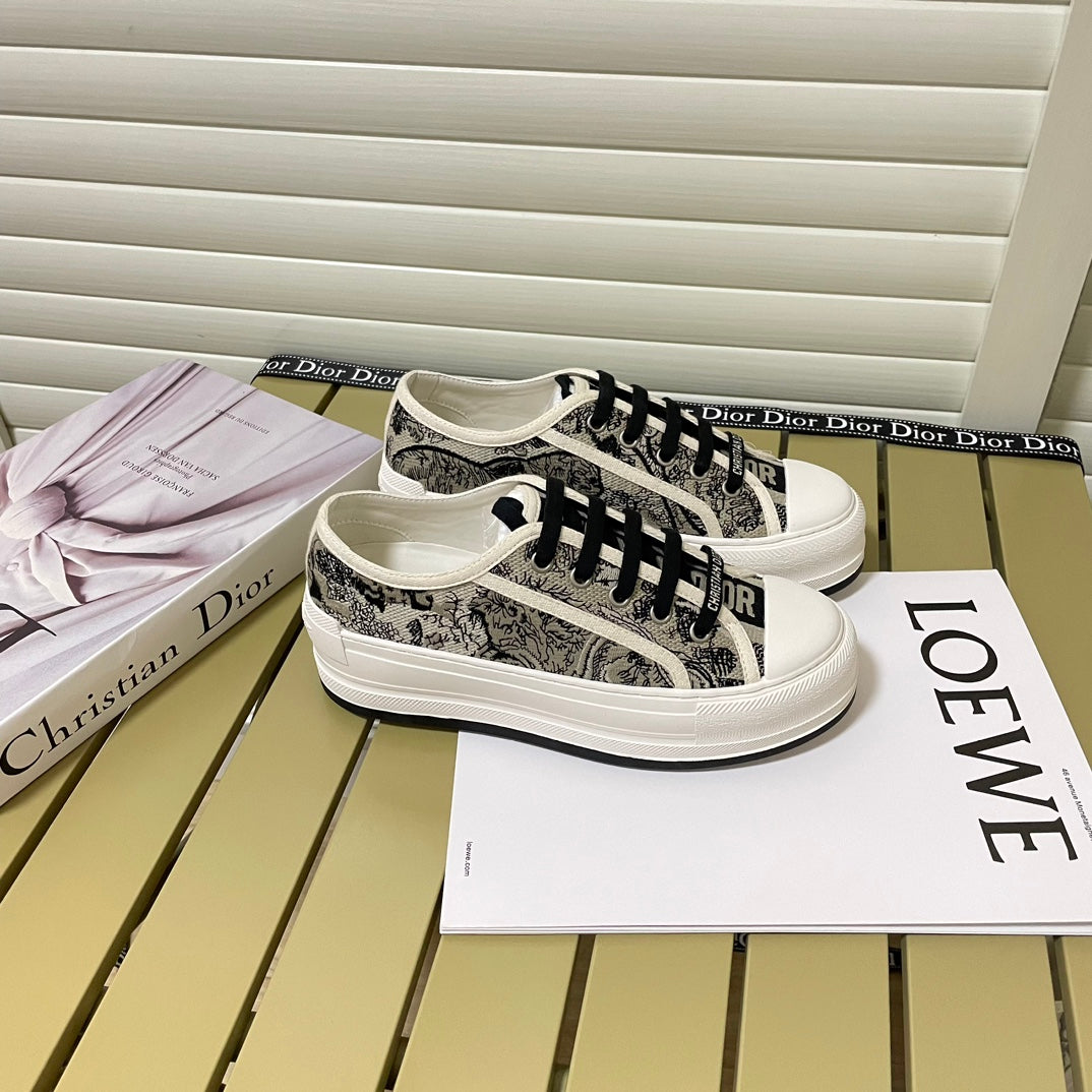 1:1 Dior platform embroidered canvas sneakers