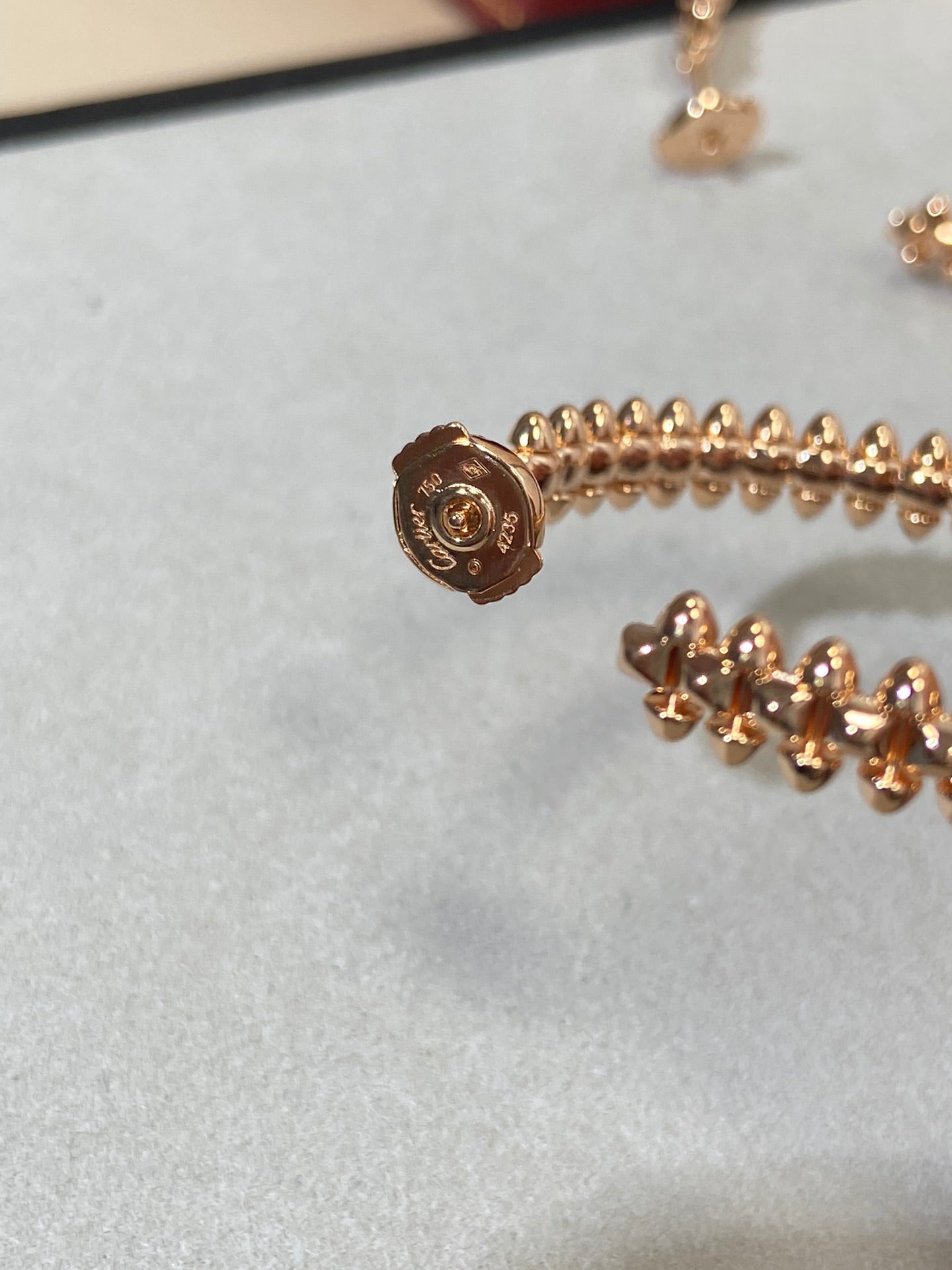 1:1 Clash de Cartier Rose gold studded earrings