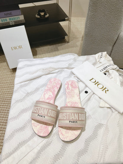 1:1 Dior Women's Monogram Embroidered Leather-Soled Slippers