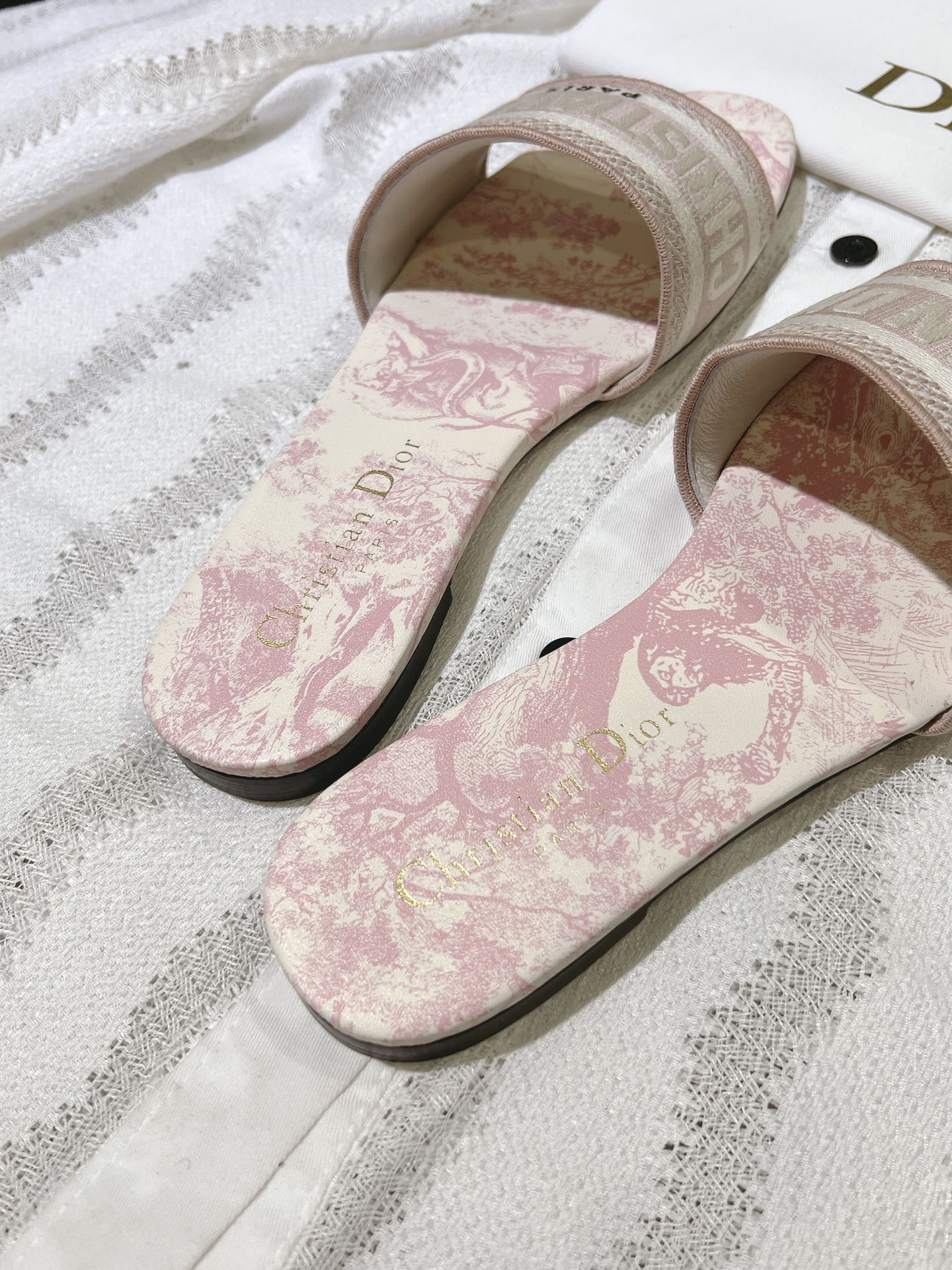 1:1 Dior Women's Monogram Embroidered Leather-Soled Slippers