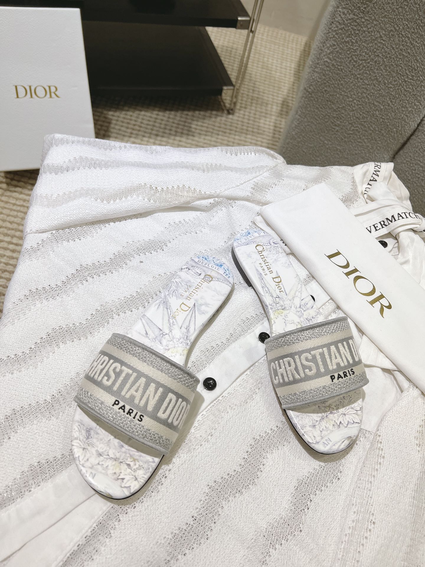 1:1 Dior Women's Monogram Embroidered Leather-Soled Slippers