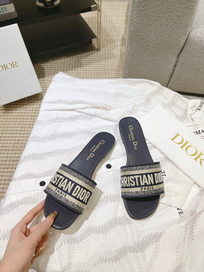 1:1 Dior Women's Monogram Embroidered Leather-Soled Slippers