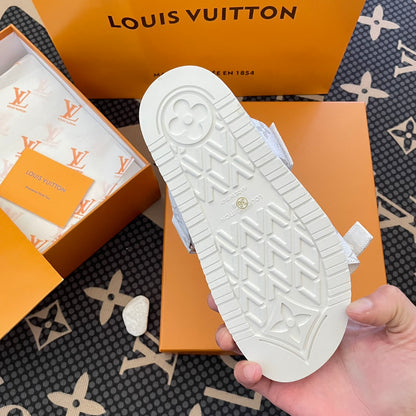 1:1 LV slippers
