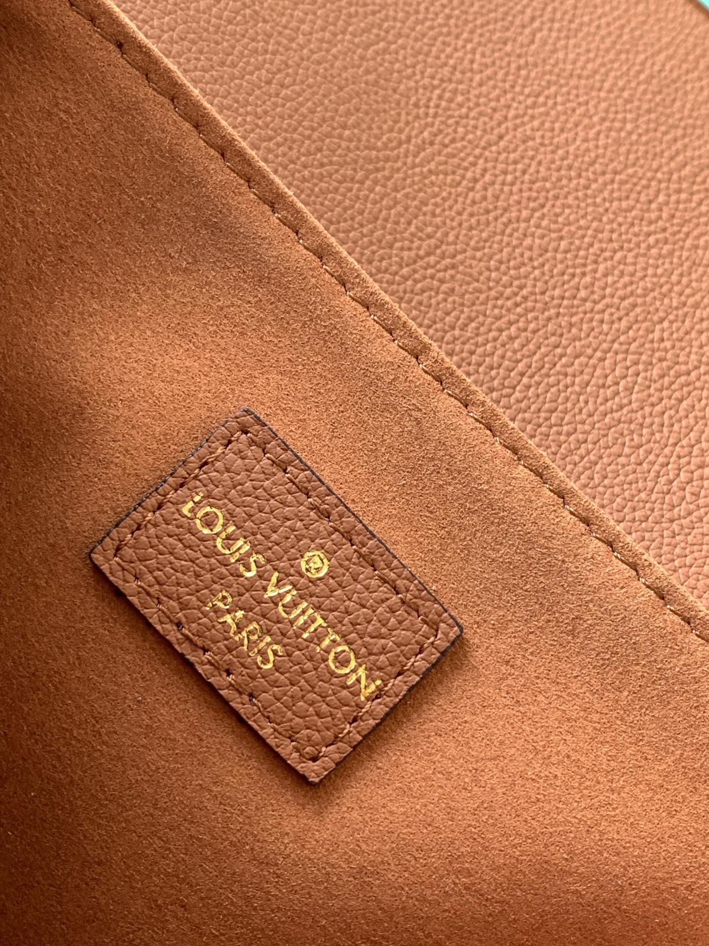 Top-tier Brown Oxford