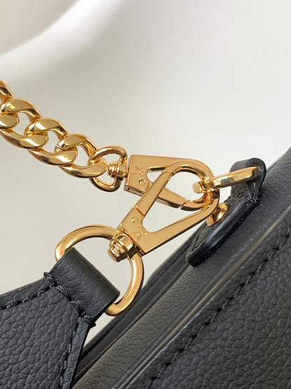 Top-tier Black Oxford