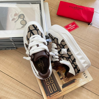 1:1 Valentino studded low-top sneakers