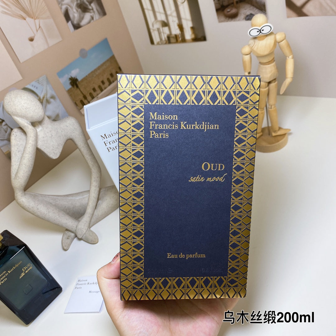 1:1 MFK Courgian Silk Satin 200ml