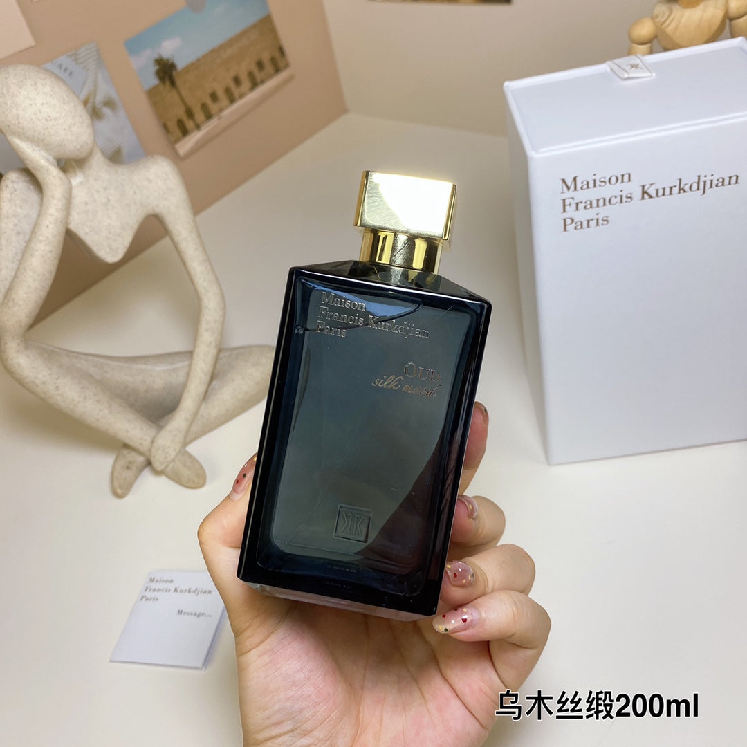 1:1 MFK Courgian Silk Satin 200ml