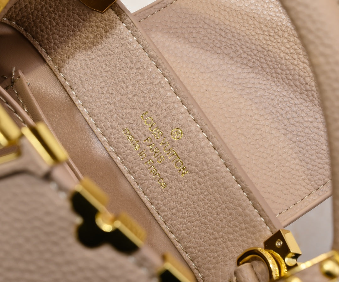 Original quality Beige Capucines Mini