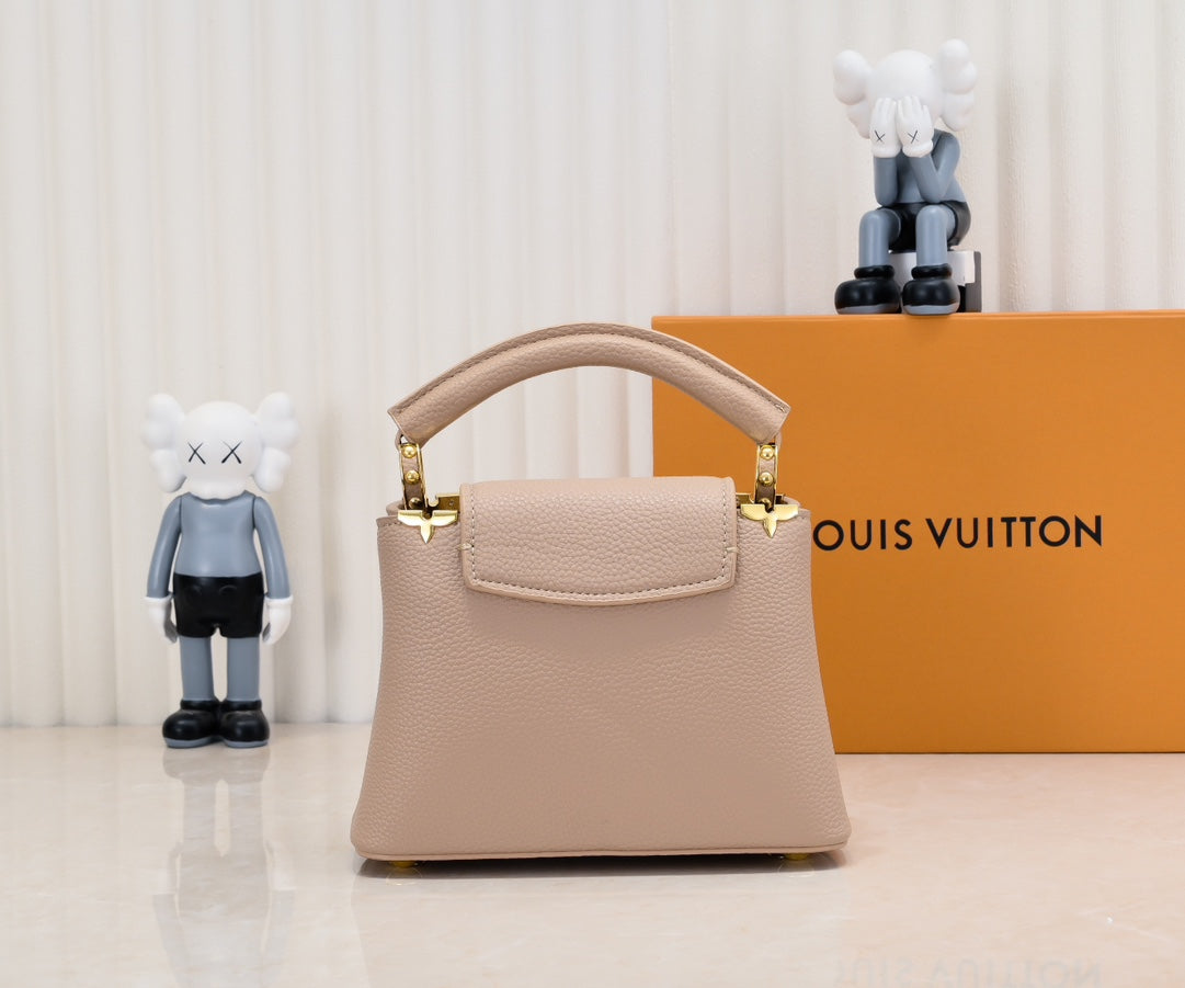 Original quality Beige Capucines Mini