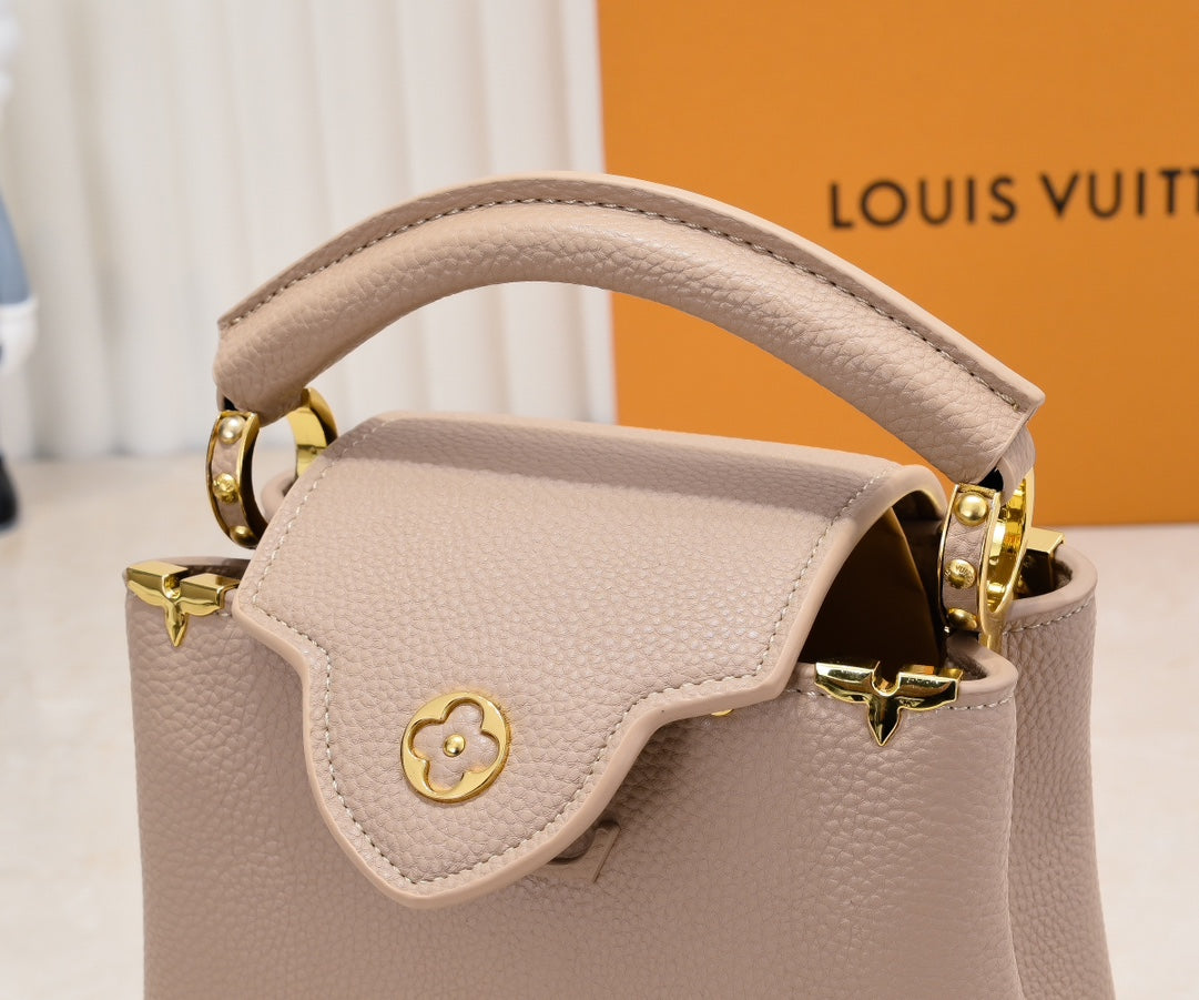 Original quality Beige Capucines Mini