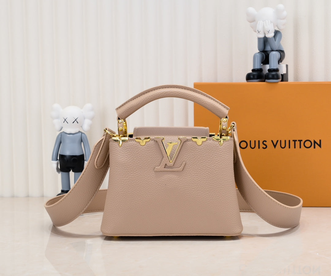 Original quality Beige Capucines Mini