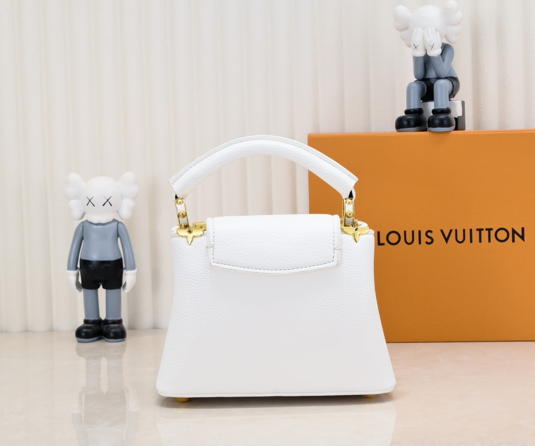 Original quality White Capucines Mini