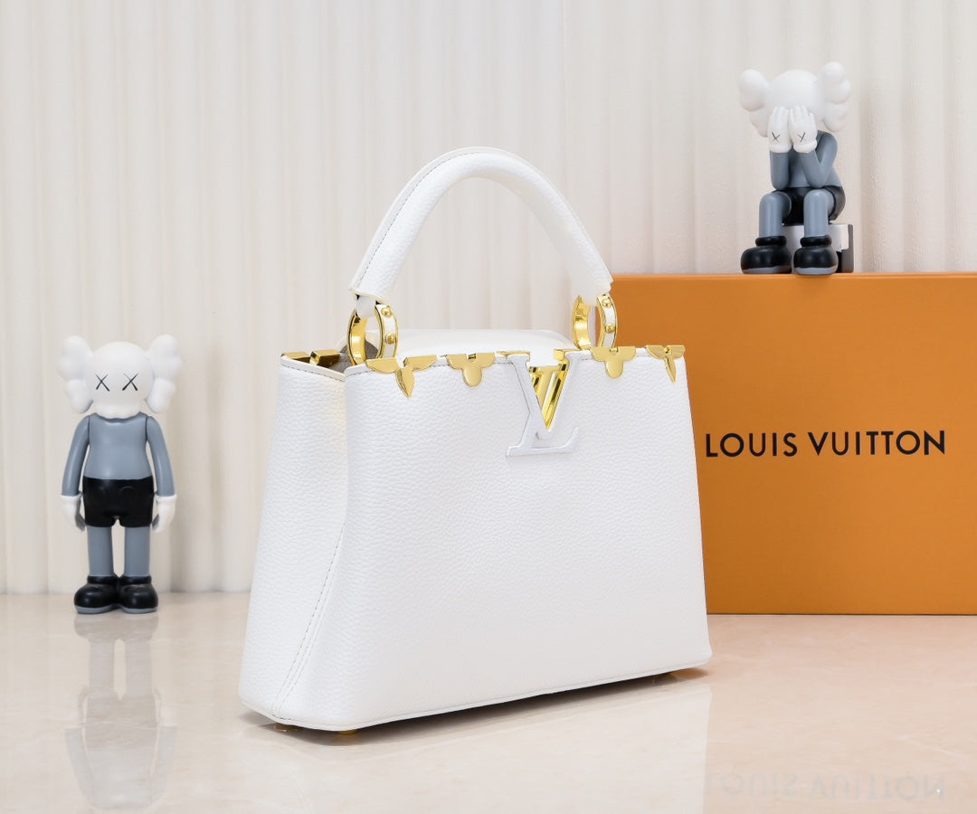 Original quality White Capucines MM