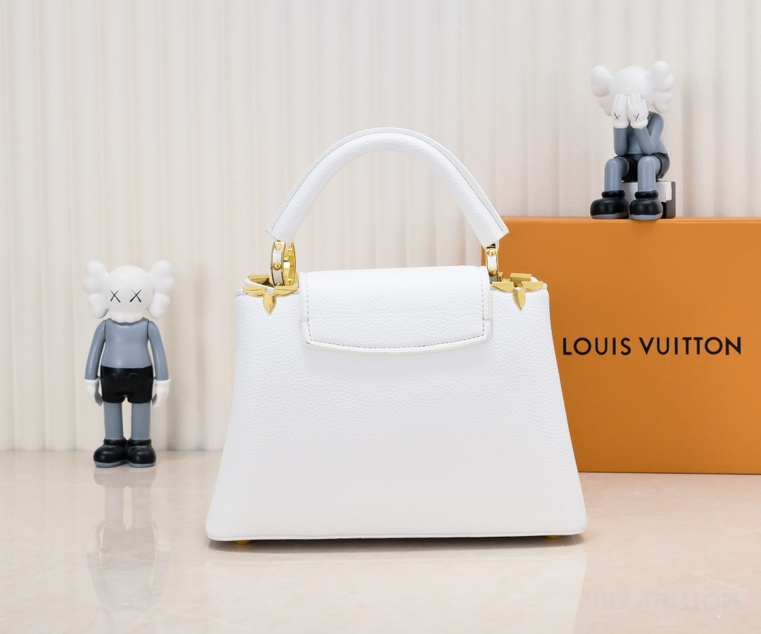 Original quality White Capucines MM