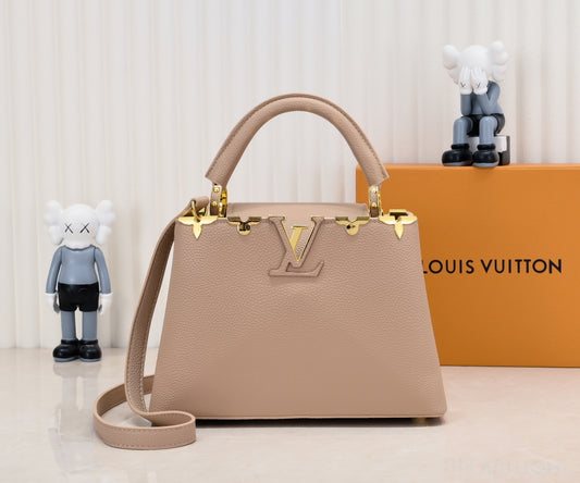 Original quality Beige Capucines MM