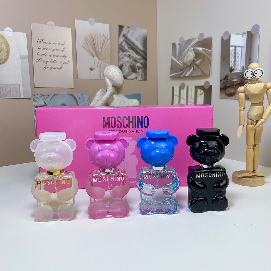 1:1 Moschino Pink Teddy Bear Sample Set 30ml x 4