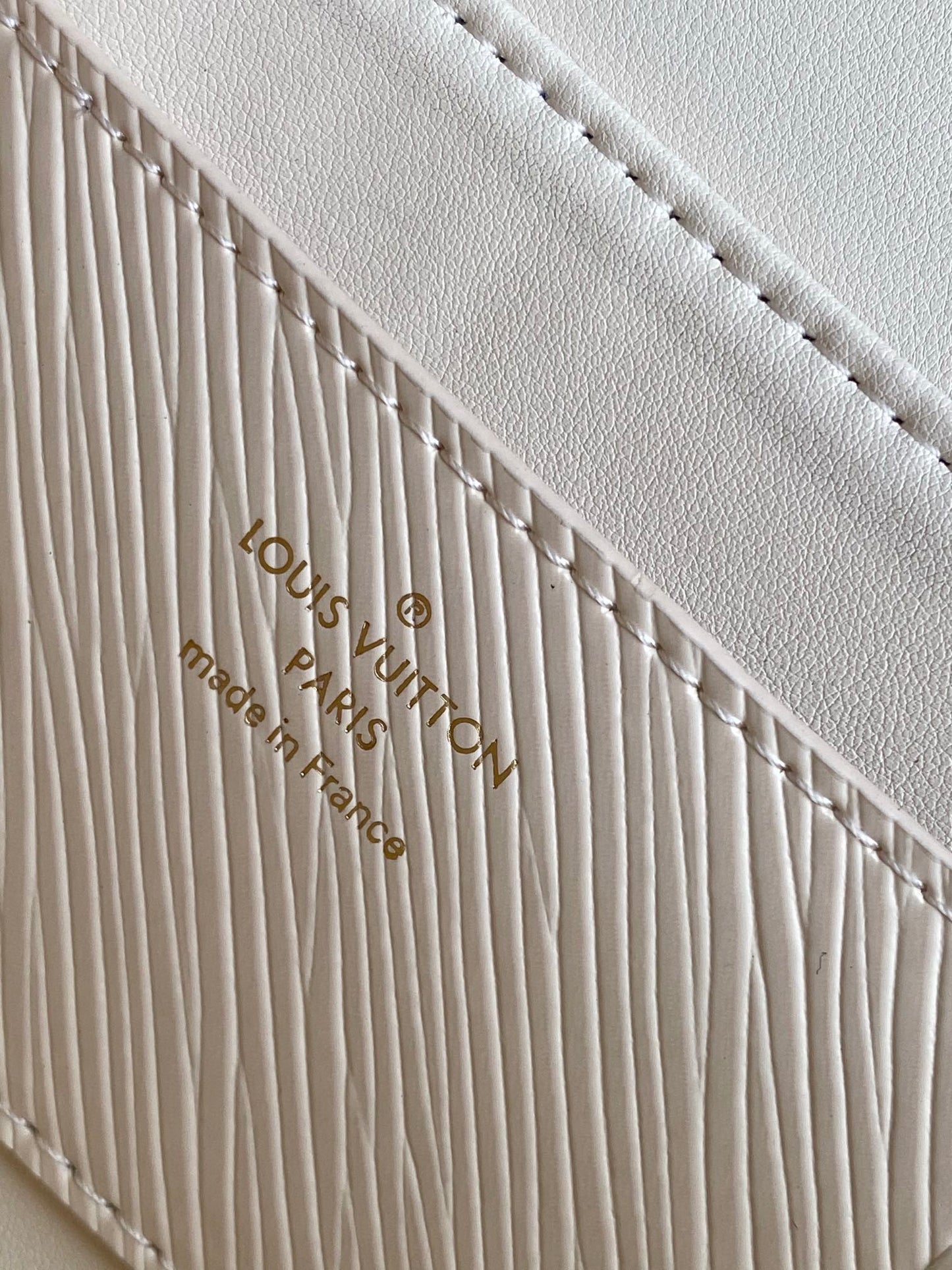 Top-tier Warrior Water Ripple Chain Bag