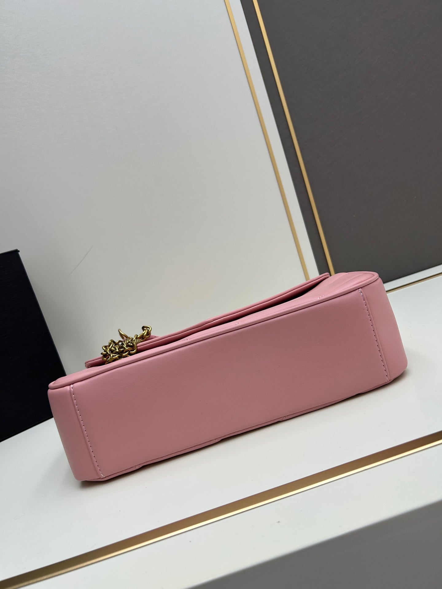 1:1 YSL LouLou, the chubby guy