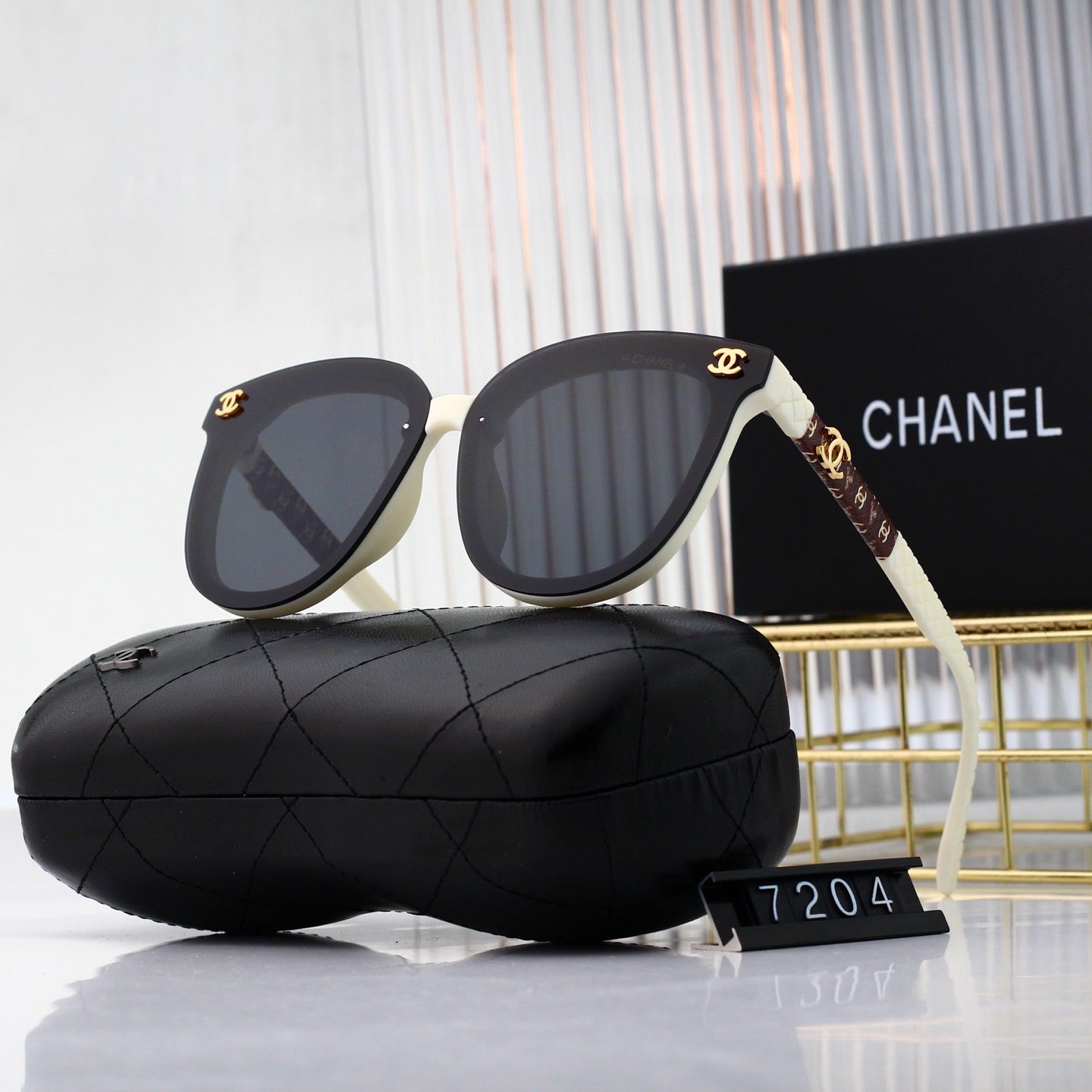 Chanel Sunglasses Model 7204 1:1 Top quality
