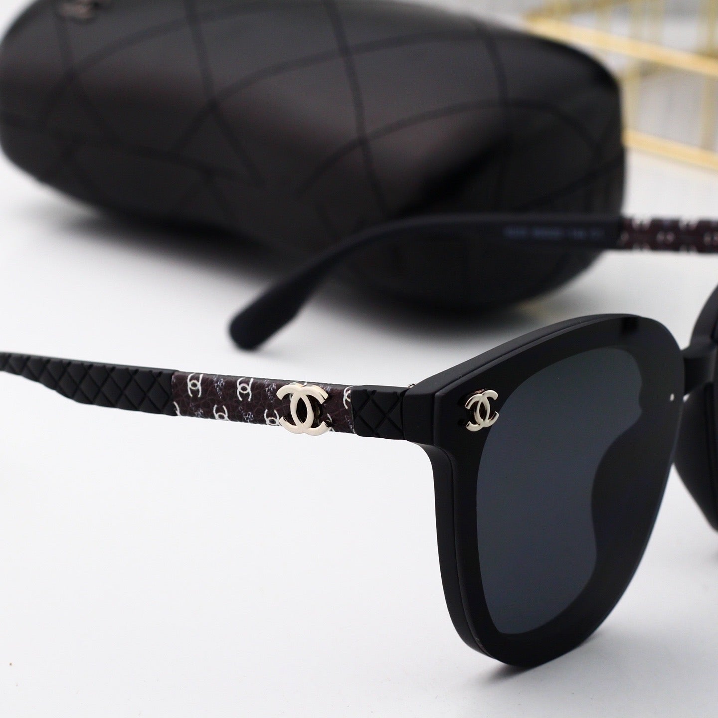 Chanel Sunglasses Model 7204 1:1 Top quality
